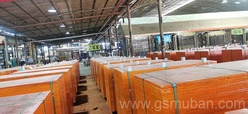 建筑模板1.83×91.5多少錢一張?如何選購915mm建筑模板