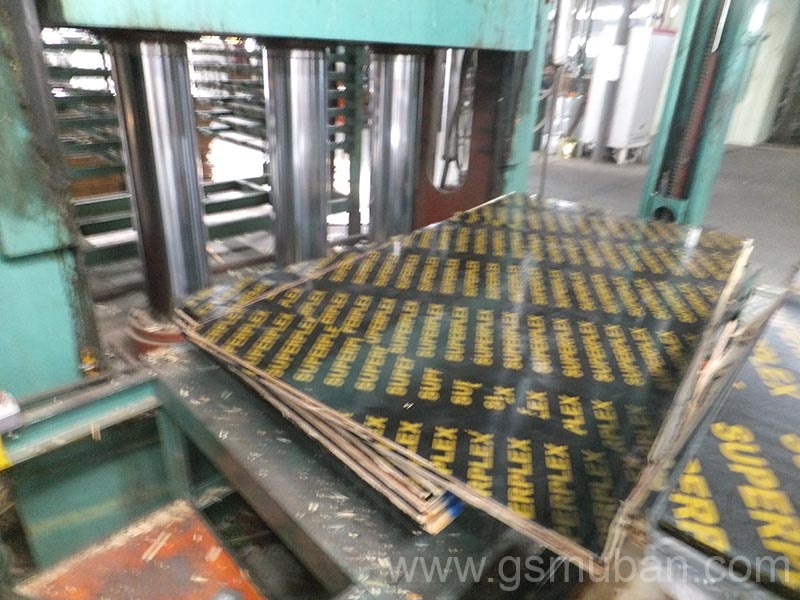 清水模板價格多少錢?清水模板和覆膜板的區(qū)別 清水模板價格多少錢?清水模板和覆膜板的區(qū)別