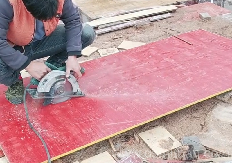 賠本賺吆喝，建筑模板行業這是怎么了